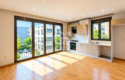 BAĞDAT CADDESİNE 2. BİNADA ÇİFTEHAVUZLARDA 2+1 DAİRE 75 M2