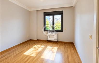 BAĞDAT CADDESİNE 2. BİNADA ÇİFTEHAVUZLARDA 2+1 DAİRE 75 M2