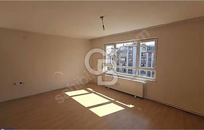 Etimesgut İstasyon Mahallesinde Cadde üzeri Satılık 3+1 Daire