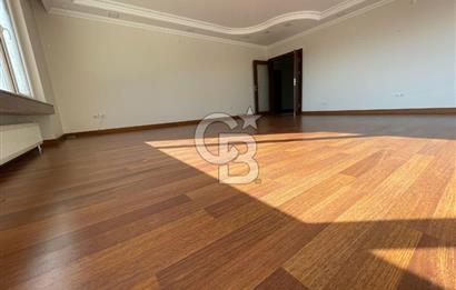 Sahile ilk parselde 4+1 katta tek, açık havuzlu ve kapalı garajlı daire