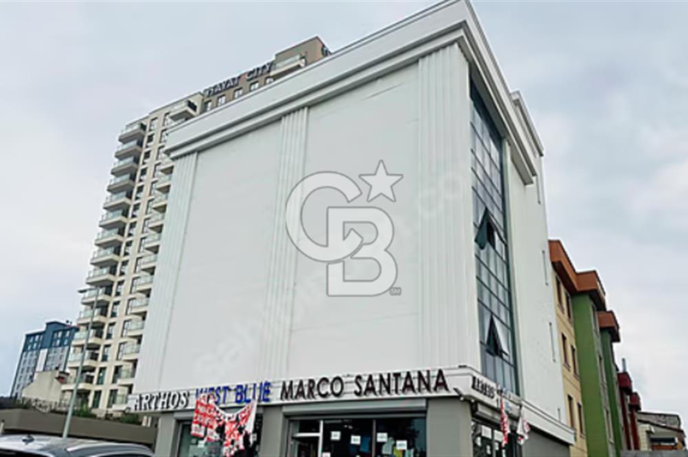 GÖZTEPE BOSNA CADDESİ ÜZERİNDE 830M2 KOMPLE KİRALIK PLAZA
