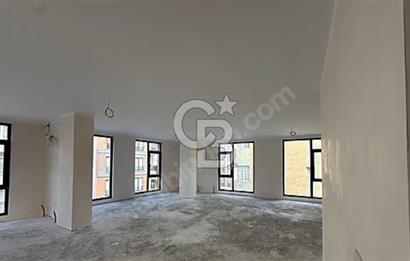 MİTHATPAŞA CAD. ÜZERİNDE 150 M2 KİRALIK OFİS & BÜRO