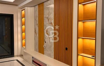 Kuşadası Soğucak'ta Kiralık Geniş 6+1 Lüks Villa