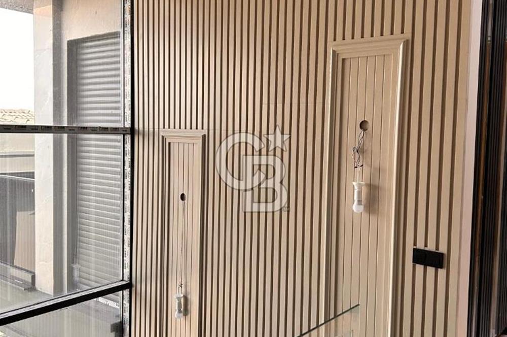 Kuşadası Soğucak'ta Kiralık Geniş 6+1 Lüks Villa