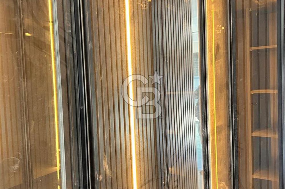 Kuşadası Soğucak'ta Kiralık Geniş 6+1 Lüks Villa