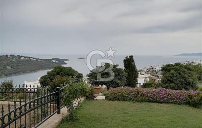 Bodrum Boğaziçi Adabükü Gültan Sitesi'nde Kesintisiz Deniz Manzaralı 3+1 Dubleks Yazlık