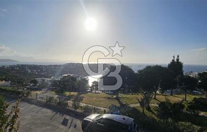 Bodrum Boğaziçi Adabükü Gültan Sitesi'nde Kesintisiz Deniz Manzaralı 3+1 Dubleks Yazlık