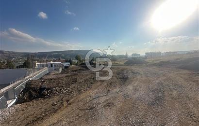 CB CITY' DEN ORHANGAZİ MAHALLESİNDE SATILIK 4+1 VİLLA