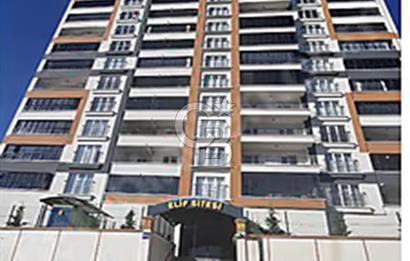 Hürel mahallesinde Site içinde Satılık Temiz 3+1 Daire