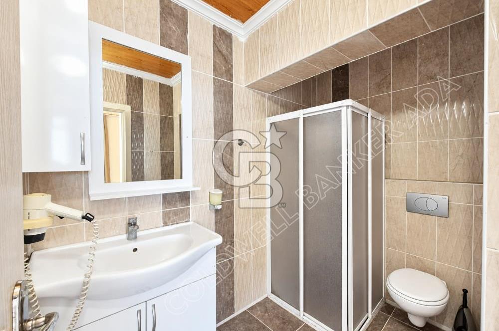 Kuşadası Kadınlar Denizi’nde Plaja Yakın, 51 Odalı, Full Deniz Manzaralı Satılık Otel