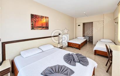 Kuşadası Kadınlar Denizi’nde Plaja Yakın, 51 Odalı, Full Deniz Manzaralı Satılık Otel