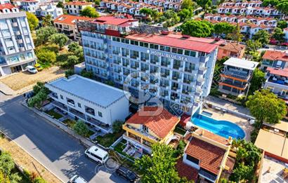 Kuşadası Kadınlar Denizi’nde Plaja Yakın, 51 Odalı, Full Deniz Manzaralı Satılık Otel