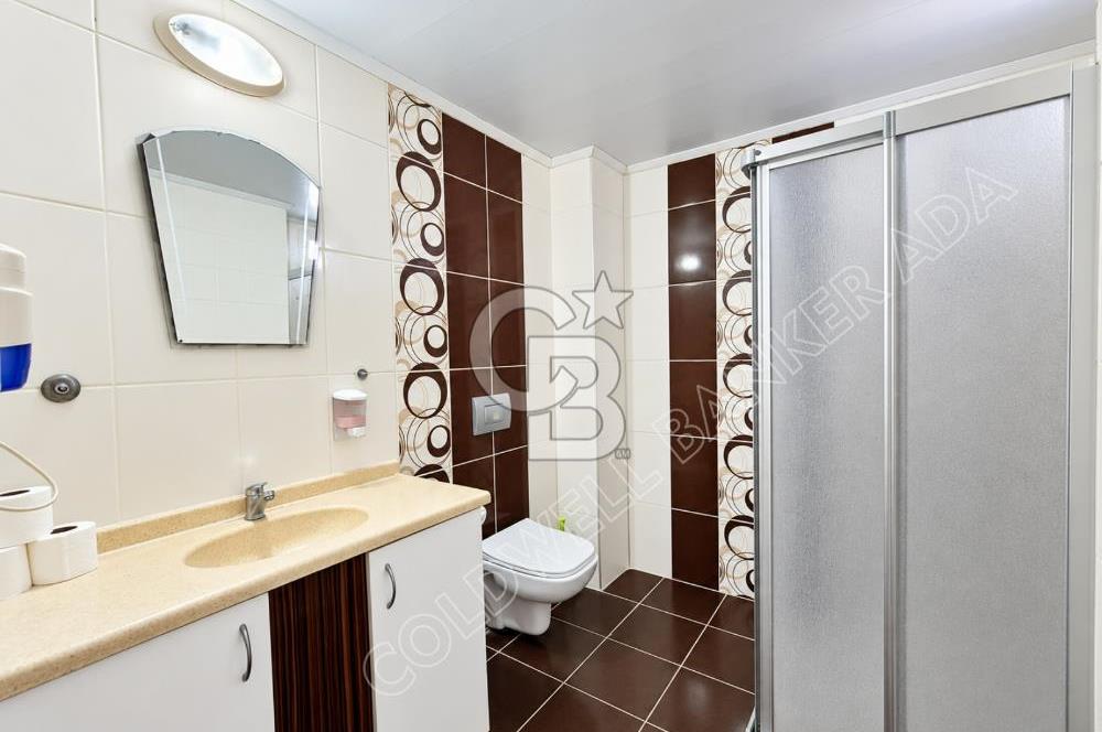 Kuşadası Kadınlar Denizi’nde Plaja Yakın, 51 Odalı, Full Deniz Manzaralı Satılık Otel