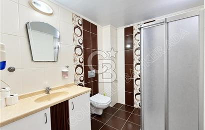 Kuşadası Kadınlar Denizi’nde Plaja Yakın, 51 Odalı, Full Deniz Manzaralı Satılık Otel
