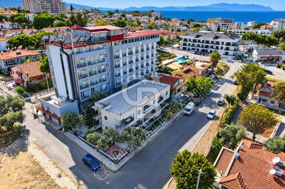 Kuşadası Kadınlar Denizi’nde Plaja Yakın, 51 Odalı, Full Deniz Manzaralı Satılık Otel
