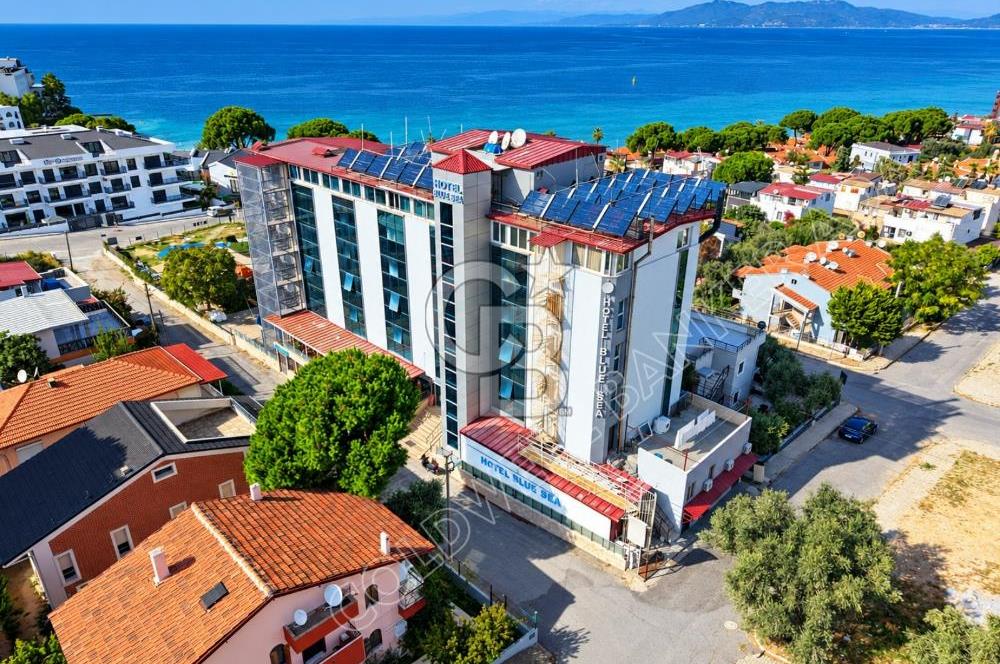 Kuşadası Kadınlar Denizi’nde Plaja Yakın, 51 Odalı, Full Deniz Manzaralı Satılık Otel