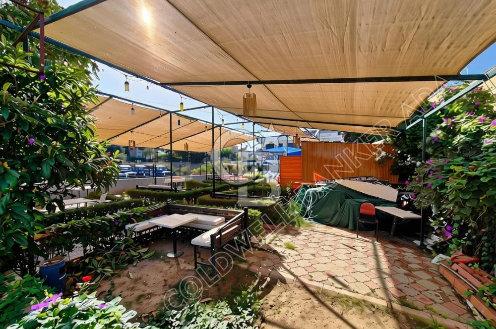 Kuşadası Kadınlar Denizi’nde Plaja Yakın, 51 Odalı, Full Deniz Manzaralı Satılık Otel