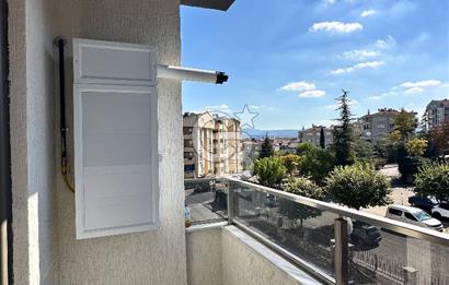 GÖRÜKLE DUMLUPINAR BAYLAN PLUS'TA 2+1 EŞYALI ARAKAT KÖŞE DAİRE