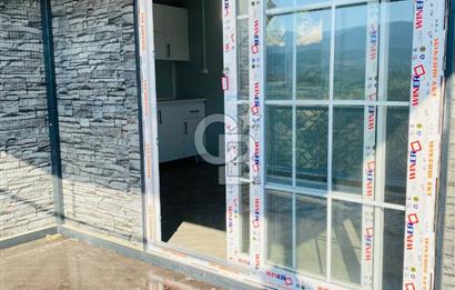 KEMALPAŞA YEŞİLKÖY2DE PREFABRİK EVLİ ZEYTİNLİK
