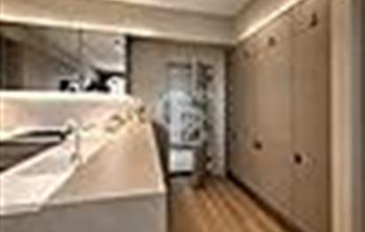 METEOR TEPEDE 45 M² ÖZEL BAHÇELİ BALAT LÜKS SATILIK 2+1