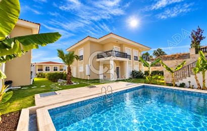 Söke Yenikent Çevre Yolu Mevkiinde Doğa İle İç İçe, Konforlu ve Modern Yaşam Sunan 4+1 Villa 
