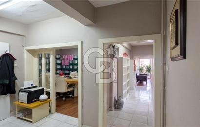 CİNNAHTA CADDE CEPHELİ OTOPARKLI SATILIK 2+1 DAİRE