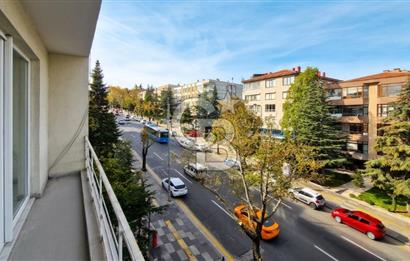 CİNNAHTA CADDE CEPHELİ OTOPARKLI SATILIK 2+1 DAİRE