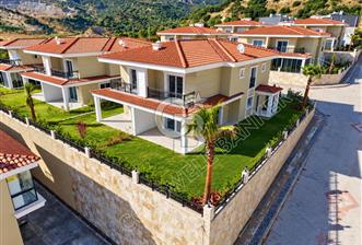 Söke Yenikent Çevre Yolu Mevkiinde Doğa İle İç İçe, Konforlu ve Modern Yaşam Sunan 4+1 Villa  - 1 - 379572
