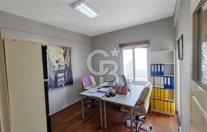 CİNNAHTA CADDE CEPHELİ OTOPARKLI SATILIK 2+1 OFİS