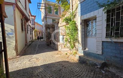 Ayvalık Merkez'de Satılık Taş Ev