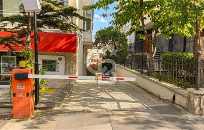 CİNNAHTA CADDE CEPHELİ OTOPARKLI SATILIK 2+1 OFİS