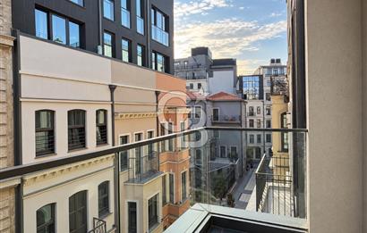Taksim 360 Projesinde Satılık Eşyalı Balkonlu 1+1 Daire