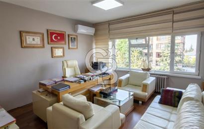 CİNNAHTA CADDE CEPHELİ OTOPARKLI SATILIK 2+1 OFİS