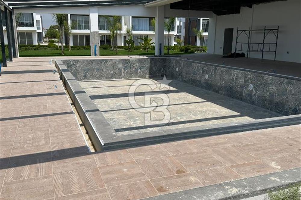 FOUR SEASONS LIFE 2 SATILIK BAHÇELİ TERASLI FULL EŞYALI 1+1 DAİRE