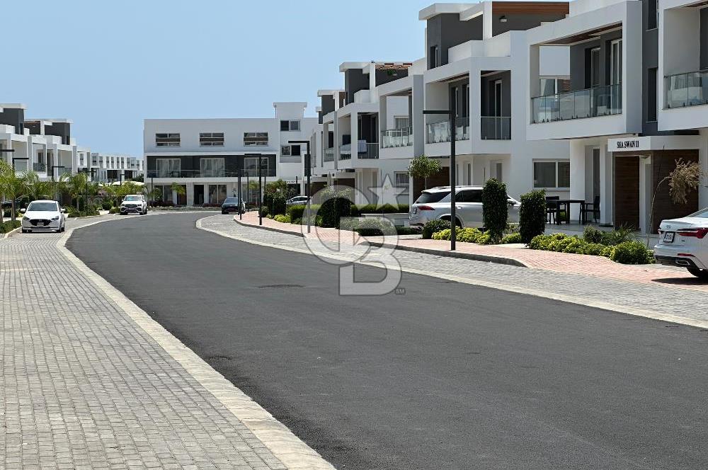 FOUR SEASONS LIFE 2 SATILIK BAHÇELİ TERASLI FULL EŞYALI 1+1 DAİRE
