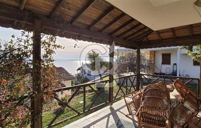 CB FARK'tan Onur Kent Sitesinde Özel Plajlı Villa