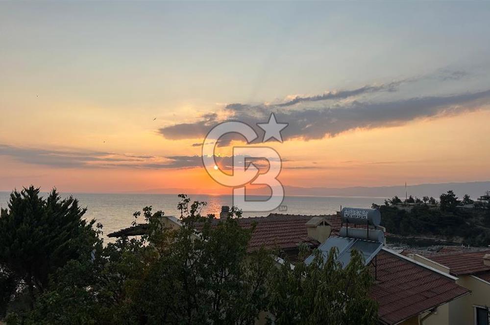 Pelitköy'de Denize 50 Metre Sıfır Eşyalı Kiralık Daire