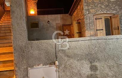 Milas Pınarcıkta TarihiDokusu Korunmuş Satılık Taş Ev