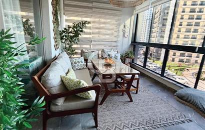 MEVA ŞEHİR DE LUX MİMARİ YAPIYA SAHİP 4+1 SATILIK DAİRE 