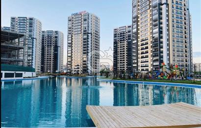 MEVA ŞEHİR DE LUX MİMARİ YAPIYA SAHİP 4+1 SATILIK DAİRE 