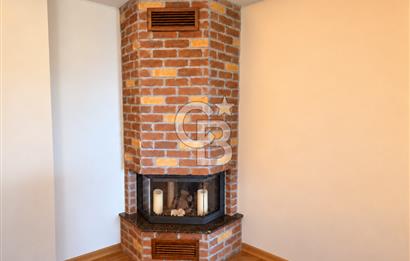 SUADİYE SAHİL YALI PARSELİNDE 160 M² NET, BALKONLU VE ŞÖMİNELİ 3+1