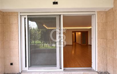 SUADİYE SAHİL YALI PARSELİNDE 160 M² NET, BALKONLU VE ŞÖMİNELİ 3+1