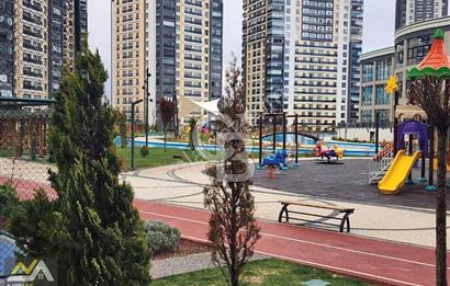 MEVA ŞEHİR DE LUX MİMARİ YAPIYA SAHİP 4+1 SATILIK DAİRE 