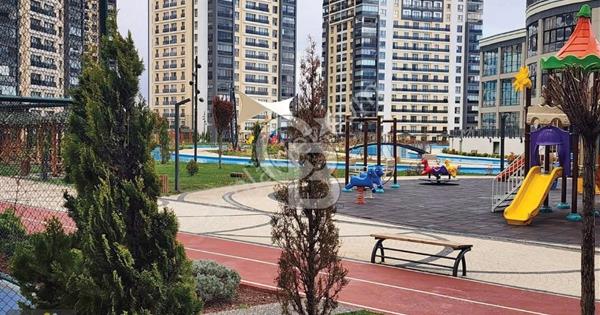 MEVA ŞEHİR DE LUX MİMARİ YAPIYA SAHİP 4+1 SATILIK DAİRE - 379621