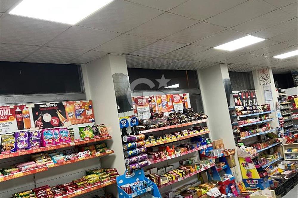 ELVAN MH CADDE ÜZERİNDE DEVREN KİRALIK MARKET