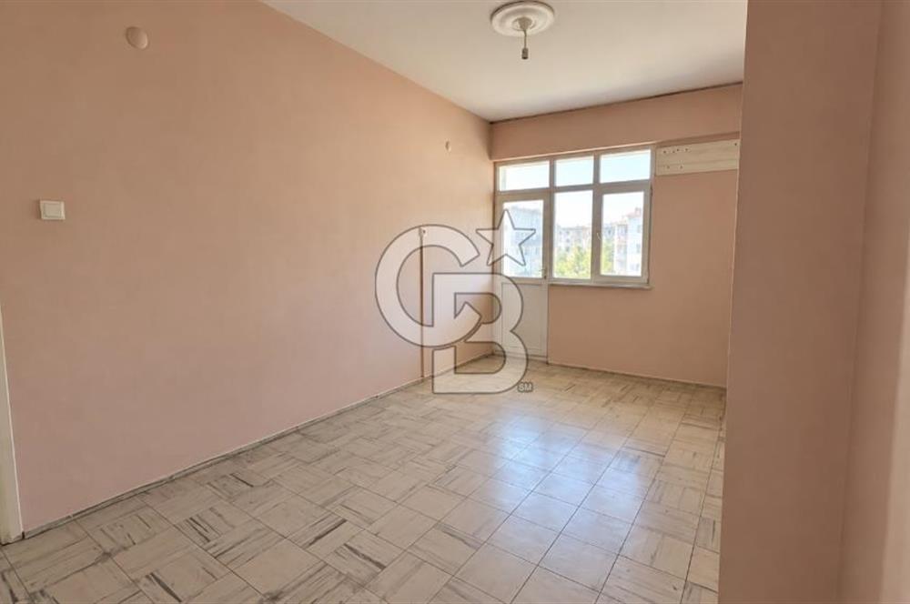 KANAL MAHALLESİ'NDE 130 M² SATILIK 3+1 DAİRE YAPRAK SİTESİ