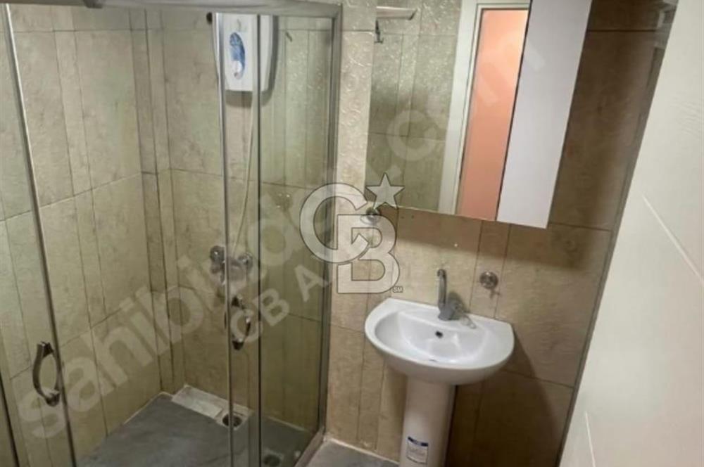 Antalya Muratpaşa'da, tramvay yolu üzerinde 2+1 Ofis