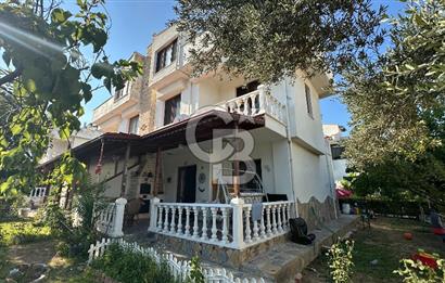 Karaağaç 4+1 Bahçeli Havuzlu Villa