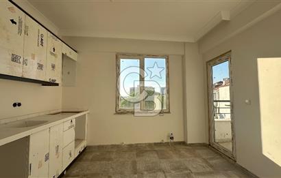 CB FARK'tan Gömeç Merkez'de Ayrı Mutfak Ara Kat Satılık Daire