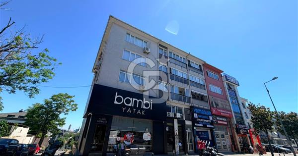 ÜSKÜDAR BARBAROS MAH CADDE ÜZERİNDE TEMİZ KEYİFLİ KİRALIK - 379685